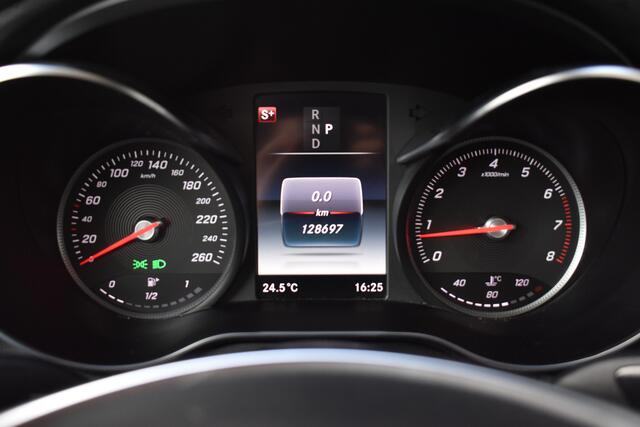 Mercedes-Benz GLC-KLASSE Coupé 250 4MATIC AMG Night Pakket | Schuif/Kanteldak | ACC | Camera | Treeplanken |