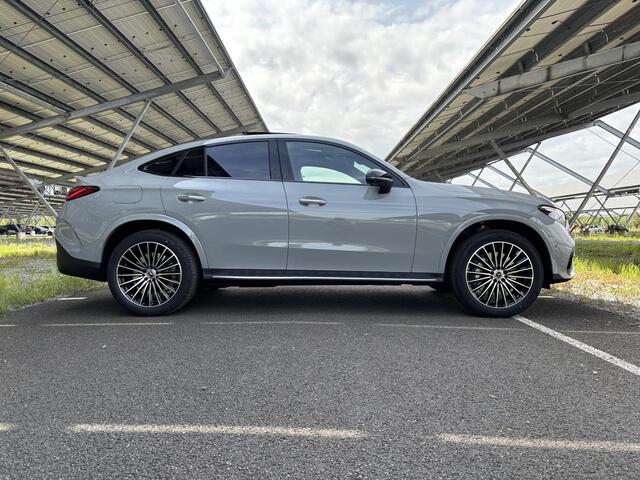 Mercedes-Benz GLC-KLASSE 300 e 4MATIC Coupé Sport Edition | AMG | Night | Panoramadak | Trekhaak | Rijassistentiepakket | Keyless | Memory | Treeplanken |