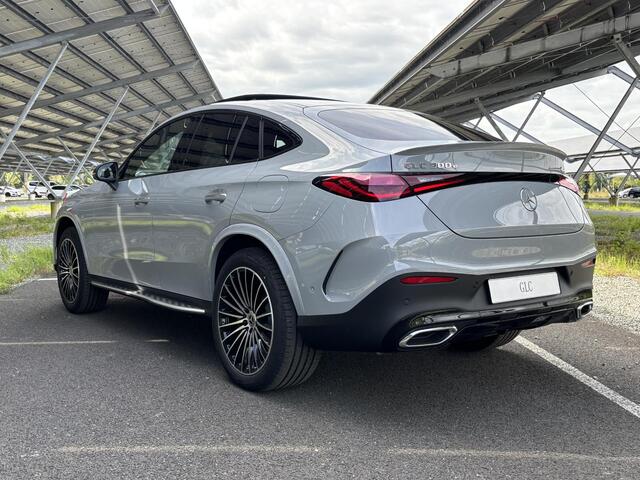 Mercedes-Benz GLC-KLASSE 300 e 4MATIC Coupé Sport Edition | AMG | Night | Panoramadak | Trekhaak | Rijassistentiepakket | Keyless | Memory | Treeplanken |
