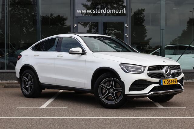 Mercedes-Benz GLC-KLASSE Coupé 200 4MATIC l AMG l Facelift l Schuif - Kanteldak l Camera l MBUX l Stoelverwarming l Parkeer pakket l LED l Elektr. bedienbare achterklep l Airconditioning l Stoelcomfort pakket l UNIEKE KM STAND.