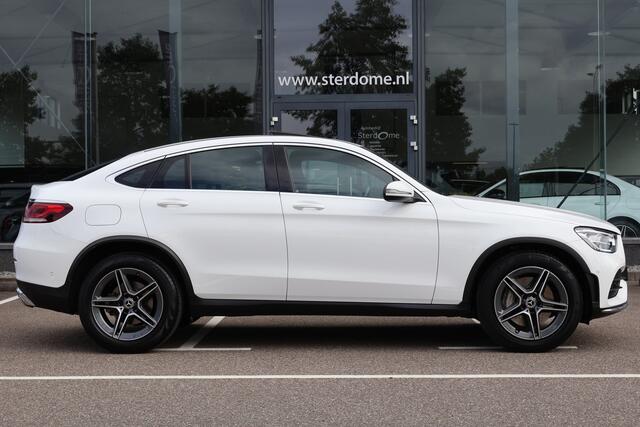 Mercedes-Benz GLC-KLASSE Coupé 200 4MATIC l AMG l Facelift l Schuif - Kanteldak l Camera l MBUX l Stoelverwarming l Parkeer pakket l LED l Elektr. bedienbare achterklep l Airconditioning l Stoelcomfort pakket l UNIEKE KM STAND.