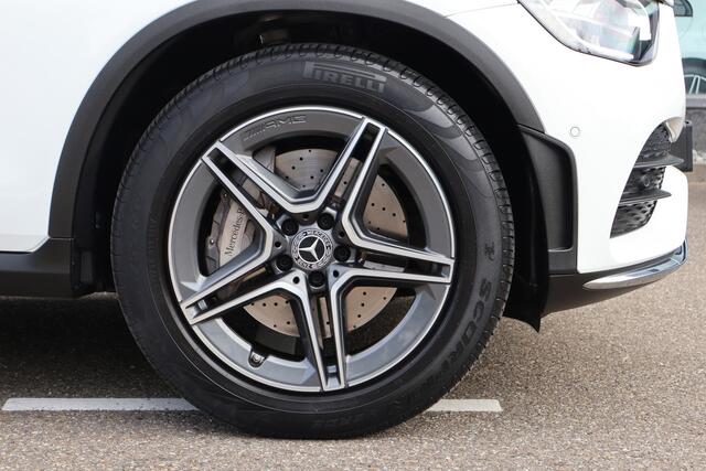 Mercedes-Benz GLC-KLASSE Coupé 200 4MATIC l AMG l Facelift l Schuif - Kanteldak l Camera l MBUX l Stoelverwarming l Parkeer pakket l LED l Elektr. bedienbare achterklep l Airconditioning l Stoelcomfort pakket l UNIEKE KM STAND.
