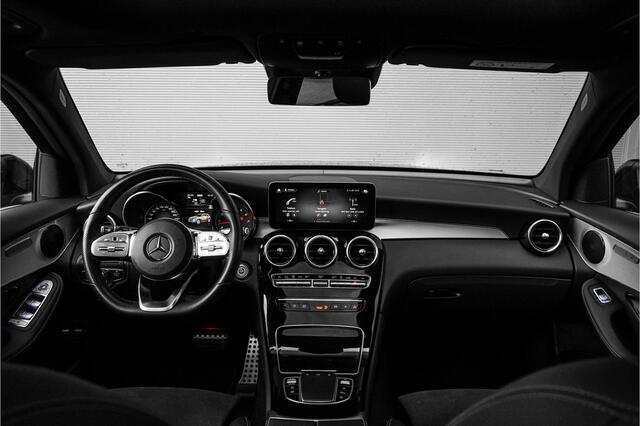 Mercedes-Benz GLC-KLASSE 300e 4MATIC AMG Line Pano CarPlay 20"