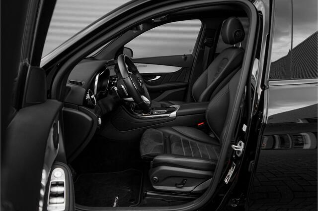Mercedes-Benz GLC-KLASSE 300e 4MATIC AMG Line Pano CarPlay 20"