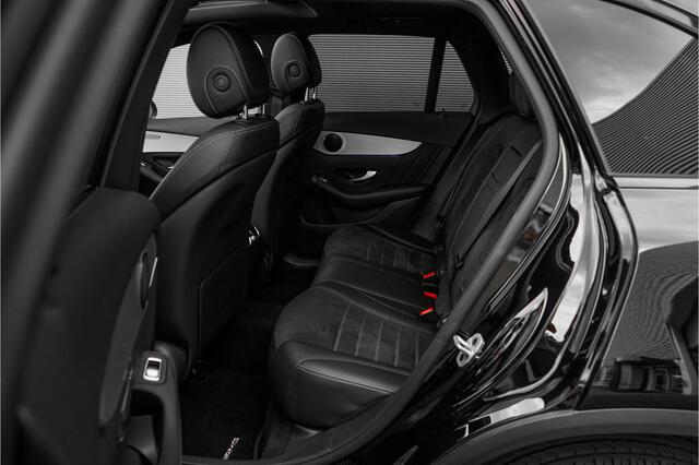 Mercedes-Benz GLC-KLASSE 300e 4MATIC AMG Line Pano CarPlay 20"