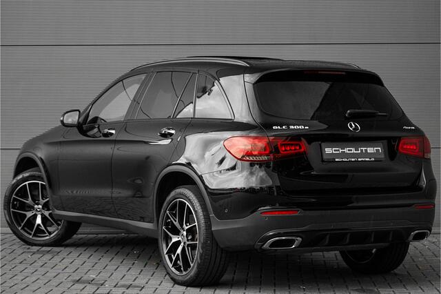 Mercedes-Benz GLC-KLASSE 300e 4MATIC AMG Line Pano CarPlay 20"