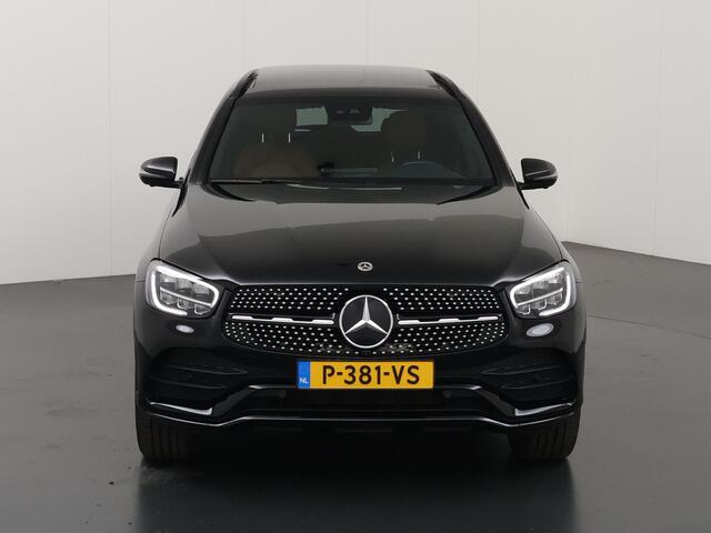 Mercedes-Benz GLC-KLASSE 300e 4MATIC Business Solution AMG | Panoramadak | Bruine bekleding | Trekhaak |