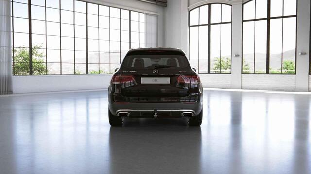 Mercedes-Benz GLC-KLASSE 300e 4MATIC Business Solution AMG | Trekhaak | Rijassistentiepakket + | Parkeercamera | 20" Multispaaks velgen | Stoelverwarming |