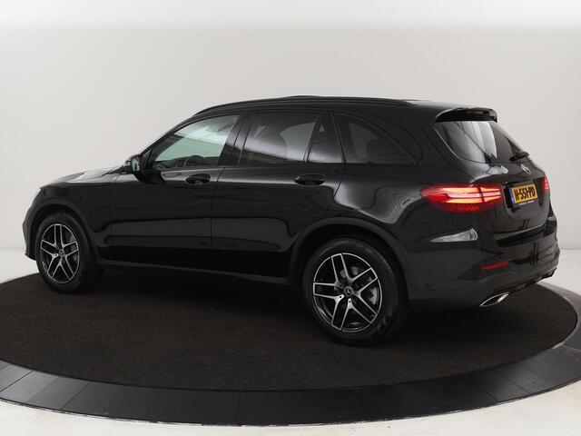 Mercedes-Benz GLC-KLASSE 250 4Matic AMG Night | Panoramadak | Adaptive cruise | 360 Camera | Leder/Alcantara | Stoelverwarming | Navigatie | Full LED | Park Assist