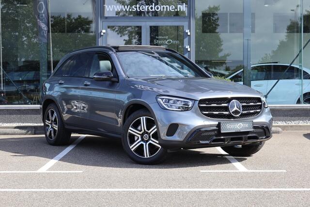 Mercedes-Benz GLC-KLASSE 300e 4MATIC Business Solution Luxury l MBUX l Panoramadak l Night pakket l AIRMATIC l Distronic l KEYLESS- GO l MBUX l Head Up l Camera l Wegklapbare Trekhaak l LED adaptief l Stoelverwarming l Spiegel pakket l