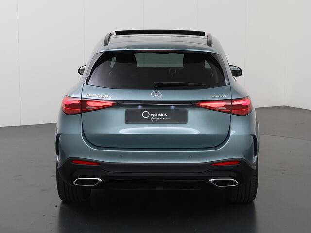 Mercedes-Benz GLC-KLASSE 300e 4MATIC AMG Line | Panoramadak | Trekhaak | Memory | Stoelkoeling |