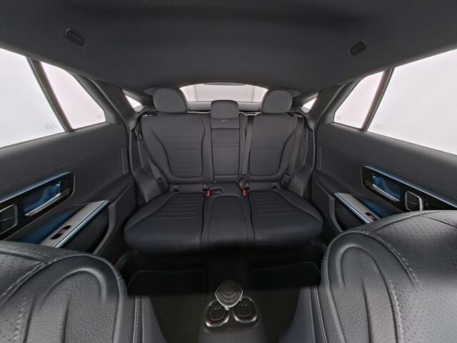 Mercedes-Benz GLC-KLASSE Coupé 300 e 4MATIC AMG Plug-In Hybride AMG Line | Night Pakket | Panorama Schuif-Kanteldak | Burmester® | Trekhaak | 20 Inch AMG Velgen | Distronic. Inclusief 24 maanden MB Certified garantie voor Europa.
