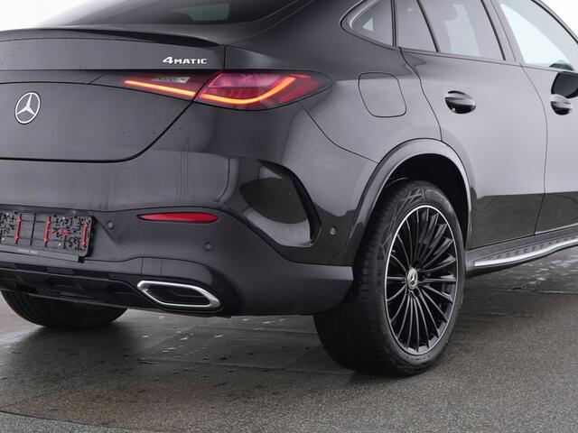Mercedes-Benz GLC-KLASSE Coupé 300 e 4MATIC AMG Plug-In Hybride AMG Line | Night Pakket | Panorama Schuif-Kanteldak | Burmester® | Trekhaak | 20 Inch AMG Velgen | Distronic. Inclusief 24 maanden MB Certified garantie voor Europa.