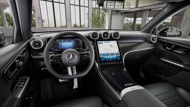 Mercedes-Benz GLC-KLASSE 300e 4MATIC Sport Edition | Night | Panoramaschuifdak | 360° camera | Dodehoekassistent | DIGITAL LIGHT | Sfeerverlichting |