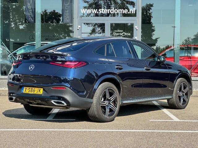 Mercedes-Benz GLC-KLASSE Coupé 300e 4MATIC AMG Line l Panoramadak l Niveau- regeling l KEYLESS GO l Rij-assistentie plus l Digital Light l Memory pakket l MBUX l 360 gr Camera l Trekhaak Wegklapbaar l DAB l Sfeerverlichting l Burmester l Night pakket l stoelverwarming l