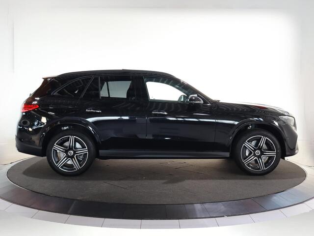 Mercedes-Benz GLC-KLASSE 400e 4MATIC Sport Edition | Panoramaschuifdak | Premium pakket | Nightpakket | Trekhaak | 360° camera | Dodehoekassistent | DIGITAL LIGHT |