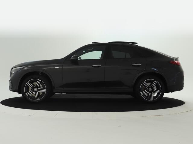 Mercedes-Benz GLC-KLASSE 300e 4MATIC Coupé Sport Edition | Premium pakket | Trekhaak | Nightpakket | AMG Spoiler | Digital Light | URBAN GUARD voertuigbescherming plus | MBUX Augmented reality | Parkeerpakket met 360°-camera |