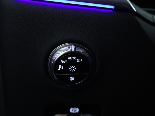 Mercedes-Benz GLC-KLASSE 300e 4MATIC Coupé Sport Edition | Premium pakket | Trekhaak | Nightpakket | AMG Spoiler | Digital Light | URBAN GUARD voertuigbescherming plus | MBUX Augmented reality | Parkeerpakket met 360°-camera |