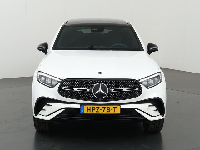 Mercedes-Benz GLC-KLASSE Coupé 300e 4MATIC AMG Line | Panoramadak | Night pakket | Trekhaak | Distronic |