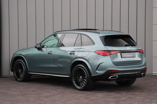 Mercedes-Benz GLC-KLASSE 300e AMG 4-Matic | 313PK | Pano | Head-up | Keyles-go | Burmester | Sfeerverlichting | Memory | Distronic | Stuurwielverw. | 2024.