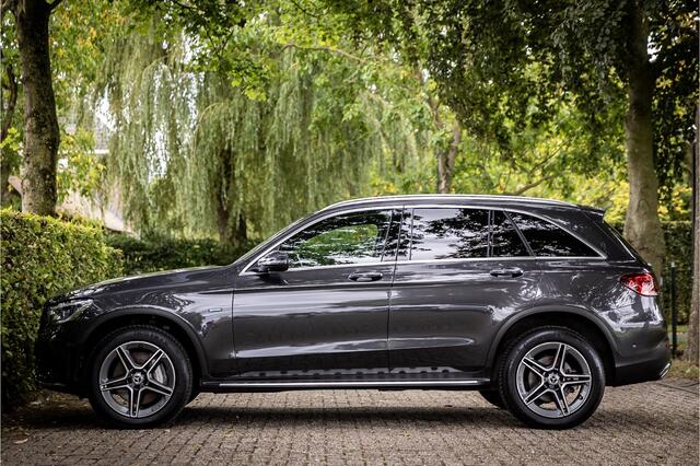 Mercedes-Benz GLC-KLASSE 300de 4MATIC AMG Line Burmester Panorama Trekhaak 360 Camera
