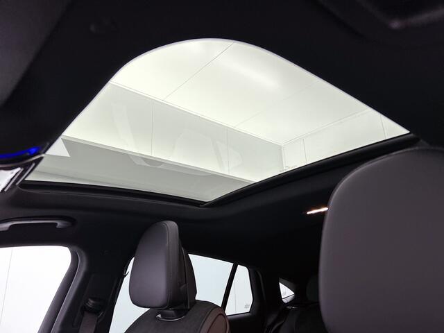 Mercedes-Benz GLC-KLASSE 300e 4MATIC Sport Edition | Trekhaak | Nightpakket | AMG Premium | Parkeerpakket met 360°-camera | Memorypakket | URBAN GUARD voertuigbescherming plus | KEYLESS GO-comfortpakket | EASY PACK achterklep |