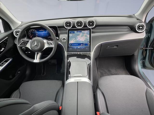 Mercedes-Benz GLC-KLASSE 300de 4MATIC Plug-In Hybrid Avantgarde Panoramadak Memory Trekhaak LED Camera Stuurverwarming Stoelverwarming