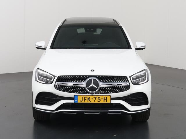 Mercedes-Benz GLC-KLASSE 300e 4MATIC | AMG Line | Panoramadak | Stoelverwarming | Sfeerverlichting | Apple carplay/Android auto | 360° Camera |