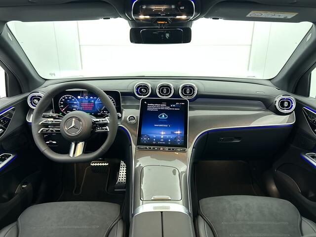 Mercedes-Benz GLC-KLASSE 300e 4MATIC Sport Edition | Premium pakket | Nightpakket | Trekhaak | Rijassistentiepakket Plus | Winter pakket | Digital Light | 360° camera | MBUX Augmented Reality |