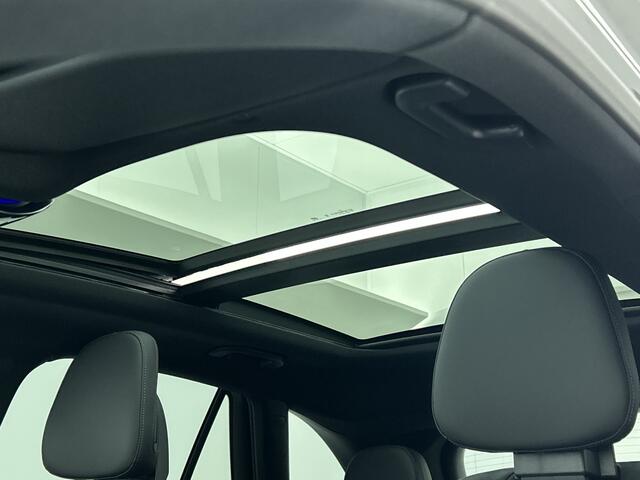 Mercedes-Benz GLC-KLASSE 300e 4MATIC Sport Edition | Premium pakket | Nightpakket | Trekhaak | Rijassistentiepakket Plus | Winter pakket | Digital Light | 360° camera | MBUX Augmented Reality |