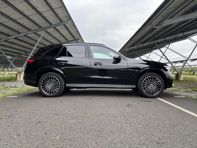 Mercedes-Benz GLC-KLASSE 300e 4MATIC Sport Edition | Night | Panoramaschuifdak | 360° camera | Dodehoekassistent | DIGITAL LIGHT | Trekhaak |