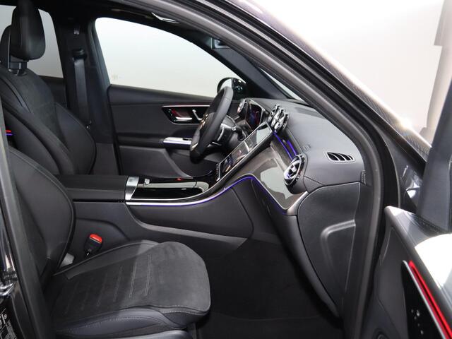 Mercedes-Benz GLC-KLASSE 300e 4MATIC Sport Edition | Night | Panoramaschuifdak | 360° camera | Dodehoekassistent | DIGITAL LIGHT |