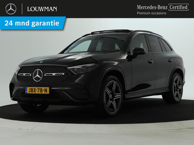 Mercedes-Benz GLC-KLASSE 300 e 4MATIC Plug-In Hybride AMG Nightpakket | Panoramadak | Trekhaak | Alarm | 360° camera | Memory | Stuur en Stoelverwarming | Dode hoek Ass. | Inclusief 24 maanden MB Certified garantie voor Europa.