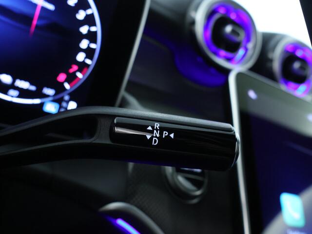 Mercedes-Benz GLC-KLASSE 300 e 4MATIC Plug-In Hybride AMG Nightpakket | Panoramadak | Trekhaak | Alarm | 360° camera | Memory | Stuur en Stoelverwarming | Dode hoek Ass. | Inclusief 24 maanden MB Certified garantie voor Europa.