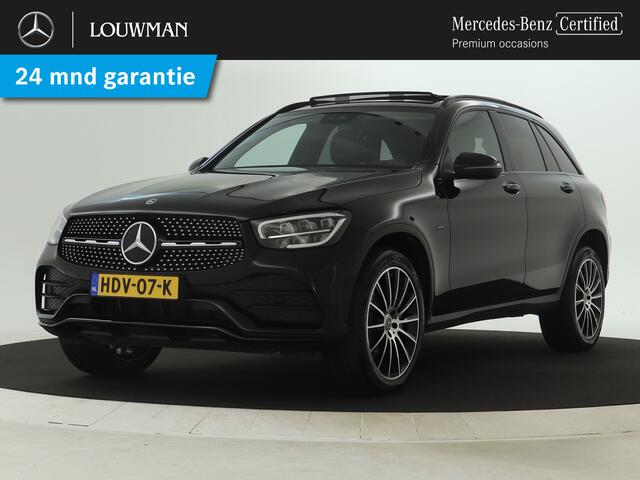 Mercedes-Benz GLC-KLASSE 300 e 4MATIC AMG Plug-In Hybride | Night Pakket | Panorama Schuif-Kanteldak | 20 Inch AMG Velgen | Inclusief 24 maanden MB Certified garantie voor Europa.