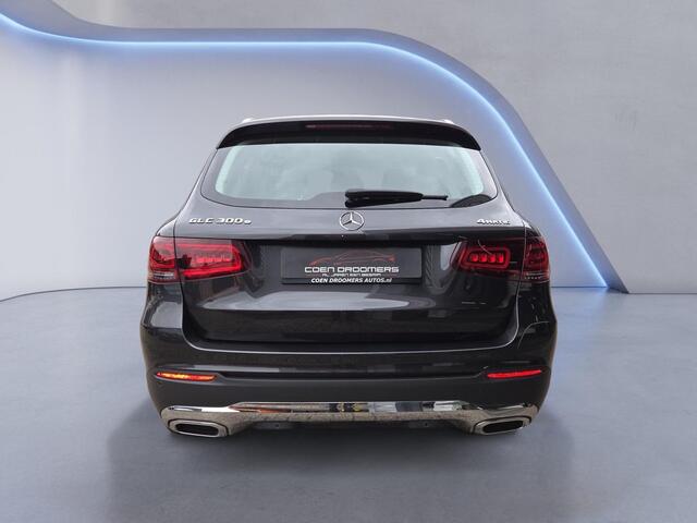 Mercedes-Benz GLC-KLASSE 300e 4MATIC Premium /Apple Carplay/Clim. Contr./Stoelverw./Achter Cam./Navi/Bots Waarsch./Park. As./18" LMV/(MET GARANTIE*)