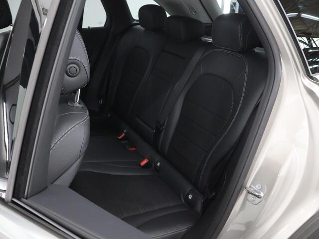 Mercedes-Benz GLC-KLASSE 200 4MATIC Premium | Stoelverwarming | Achteruitrijcamera | Widescreen | Sfeerverlichting |