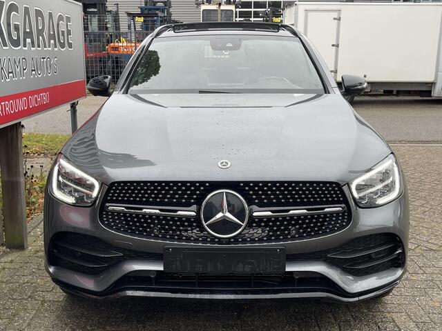 Mercedes-Benz GLC-KLASSE 300e 4MATIC Premium Plus AMG Line 19"/Panoramadak/Keyless/360 camera/Sfeerverlichting/Apple Carplay & Android Auto/Stoelverwarming/Elektrische klep
