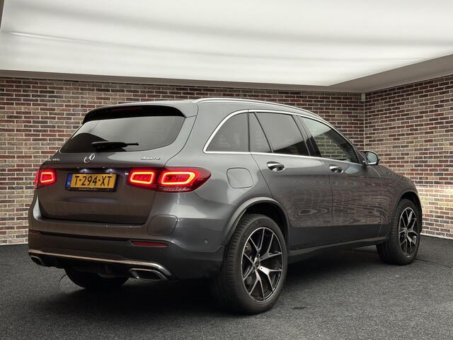 Mercedes-Benz GLC-KLASSE 300e 4MATIC Business Solution Luxury | Dak| Sfeer| Adaptive cruise|