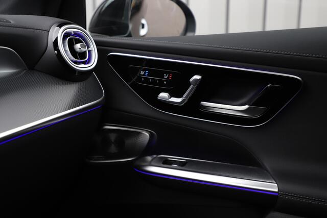 Mercedes-Benz GLC-KLASSE 400e AMG 4-Matic | 381PK | Head-up | Keyles-go | Pano | Sfeerverlichting | Burmester | Digital-light | Distronic+ | Stuurwielverw. | 2024.