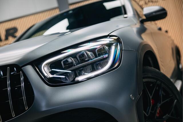 Mercedes-Benz GLC-KLASSE Coupé 300e 4MATIC Business Solution AMG | Grijs matte | Trekhaak | Stoelverwarming voor & achter |