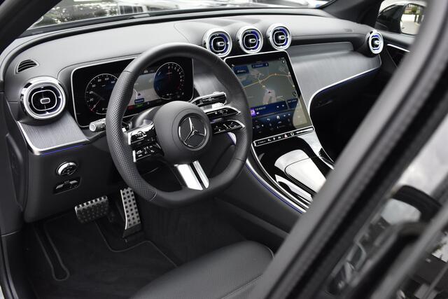 Mercedes-Benz GLC-KLASSE 300e 4MATIC AMG Line