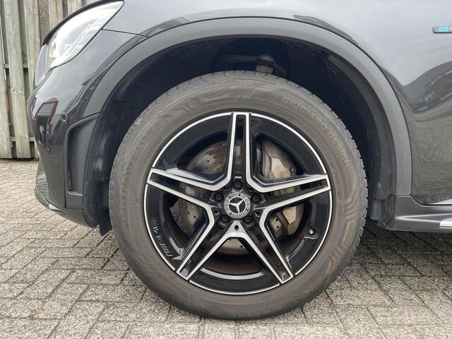 Mercedes-Benz GLC-KLASSE 300e 4MATIC AMG Line 19"/Matrix LED/Memory l+r/Trekhaak/Adaptieve cruise/Dodehoek/Sfeerverlichting/Apple Carplay & Android Auto/Stoelverwarming/Elektrische klep