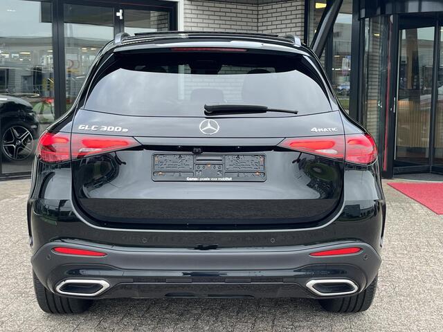 Mercedes-Benz GLC-KLASSE 300e 4MATIC AMG | Trekhaak | Panoramadak