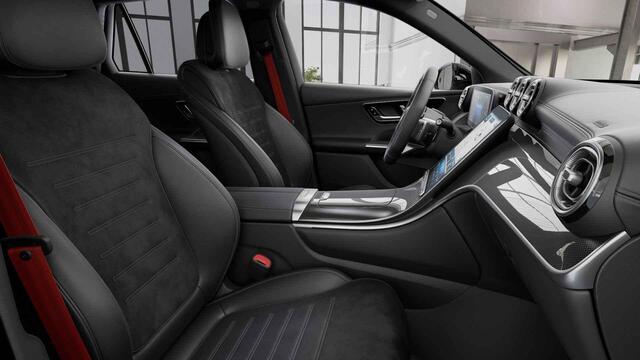 Mercedes-Benz GLC-KLASSE 300e 4MATIC AMG Line | Rij assistentie pakket | Panoramadak | Digital light | Burmester | Winter pakket | Night pakket | Trekhaak |