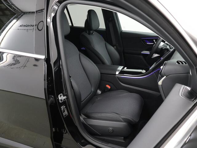 Mercedes-Benz GLC-KLASSE 300e 4MATIC Luxury Line | Rijassistentiepakket | Winter pakket | Trekhaak | 360 camera | Sfeerverlichting |