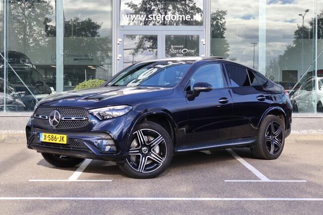 Mercedes-Benz GLC-KLASSE Coupé 300e 4MATIC AMG Line l Panoramadak l Niveau- regeling l KEYLESS GO l Rij-assistentie plus l Digital Light l Memory pakket l MBUX l 360 gr Camera l Trekhaak Wegklapbaar l DAB l Sfeerverlichting l Burmester l Night pakket l stoelverwarming V + A l