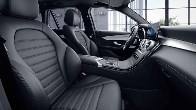 Mercedes-Benz GLC-KLASSE 300e 4MATIC Business Solution AMG | Panoramadak | Trekhaak | 360 camera | Night pakket |