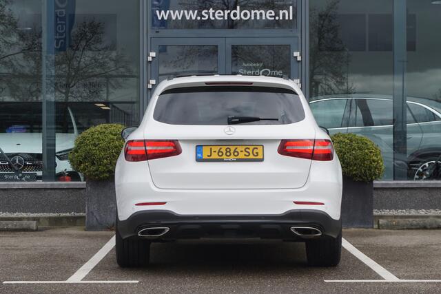 Mercedes-Benz GLC-KLASSE 300 4MATIC l AMG line l 245 PK l Panoramadak l Burmester l Stoelkoeling en stoelverwarming l Keyless Go l Distronic l Trekhaak wegklapbare l Leer l Adaptief LED high intelligent l Warmte werend en geluidswerend glas l Comand l 360 gr Camera l PTS l