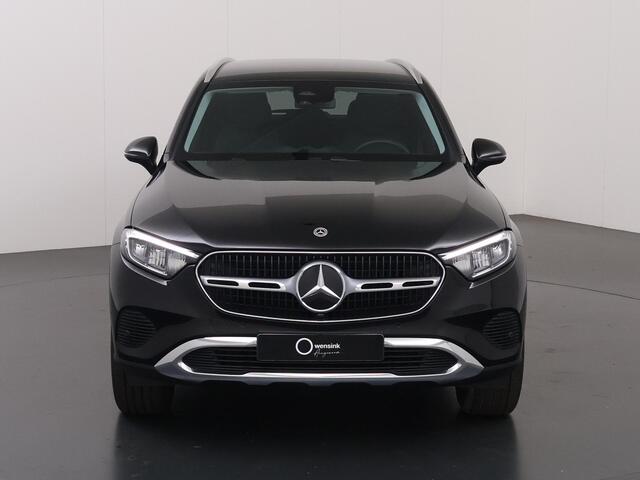 Mercedes-Benz GLC-KLASSE 300e 4MATIC Luxury Line | Trekhaak | Winter pakket | Memory | Keyless | Sfeerverlichting |